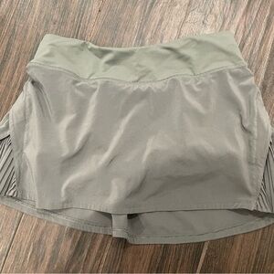 Lululemon Women's Green Athletic Skort